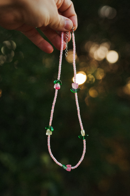 Women’s necklace