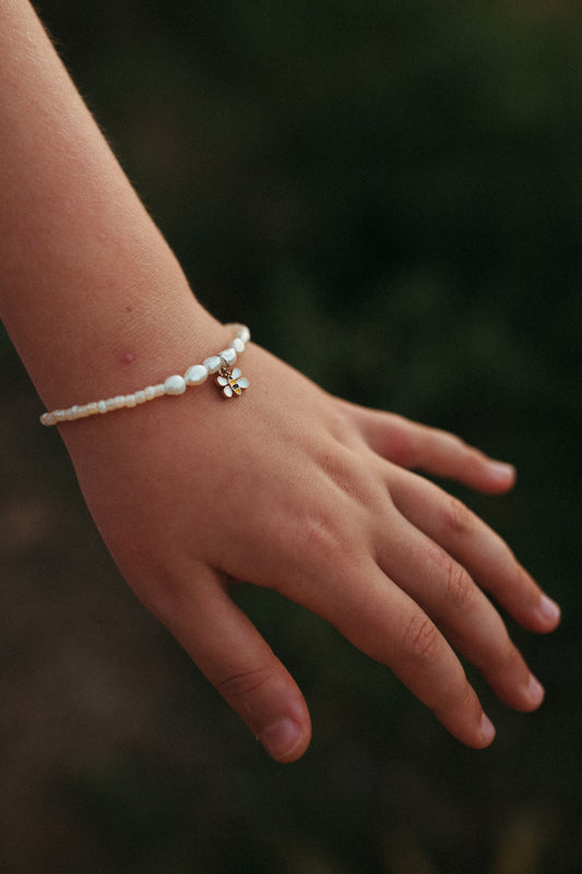 Women’s bee bracelet